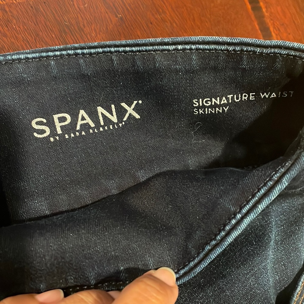 Spanx Signature Waist Skinny Jeans Kirby or medium wash.
